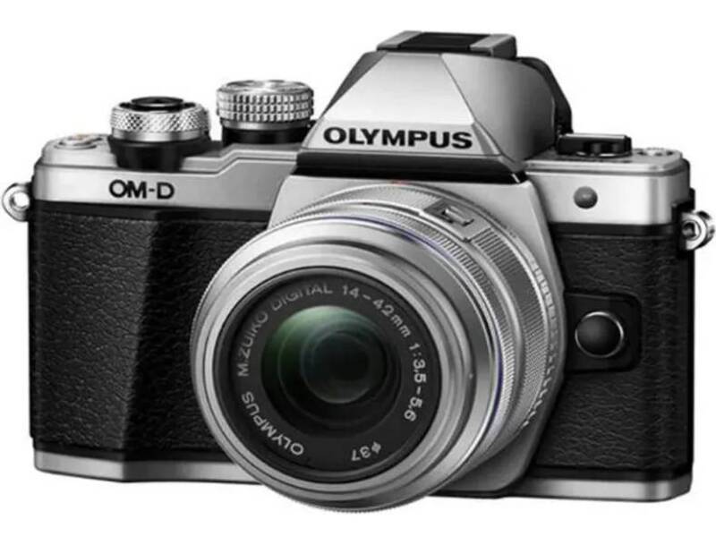 Бездзеркальний фотоапарат Olympus OM-D E-M10 Mark II kit (14-42mm) Pancake Zoom Silver